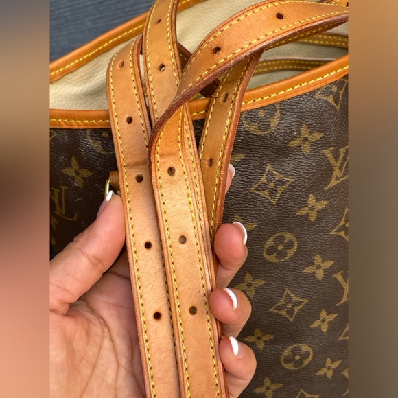 ❤️ Beautiful 🎉 Louis Vuitton  Bucket Gm #Y0350 - Picture 12 of 17